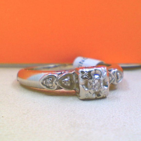💛14K Vintage Diamond Heart Ring💛 - Picture 5 of 8